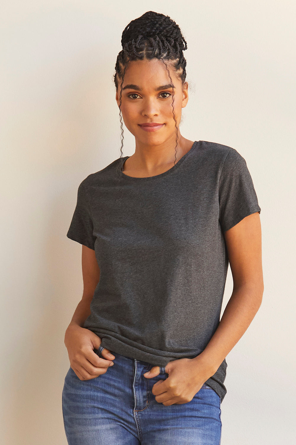 Women's 100% Organic Cotton Relaxed Crew Neck T-shirt | Dark Charcoal Grey Heather | Fair Indigo | Ethically Made Clothing | Fair Trade Clothes