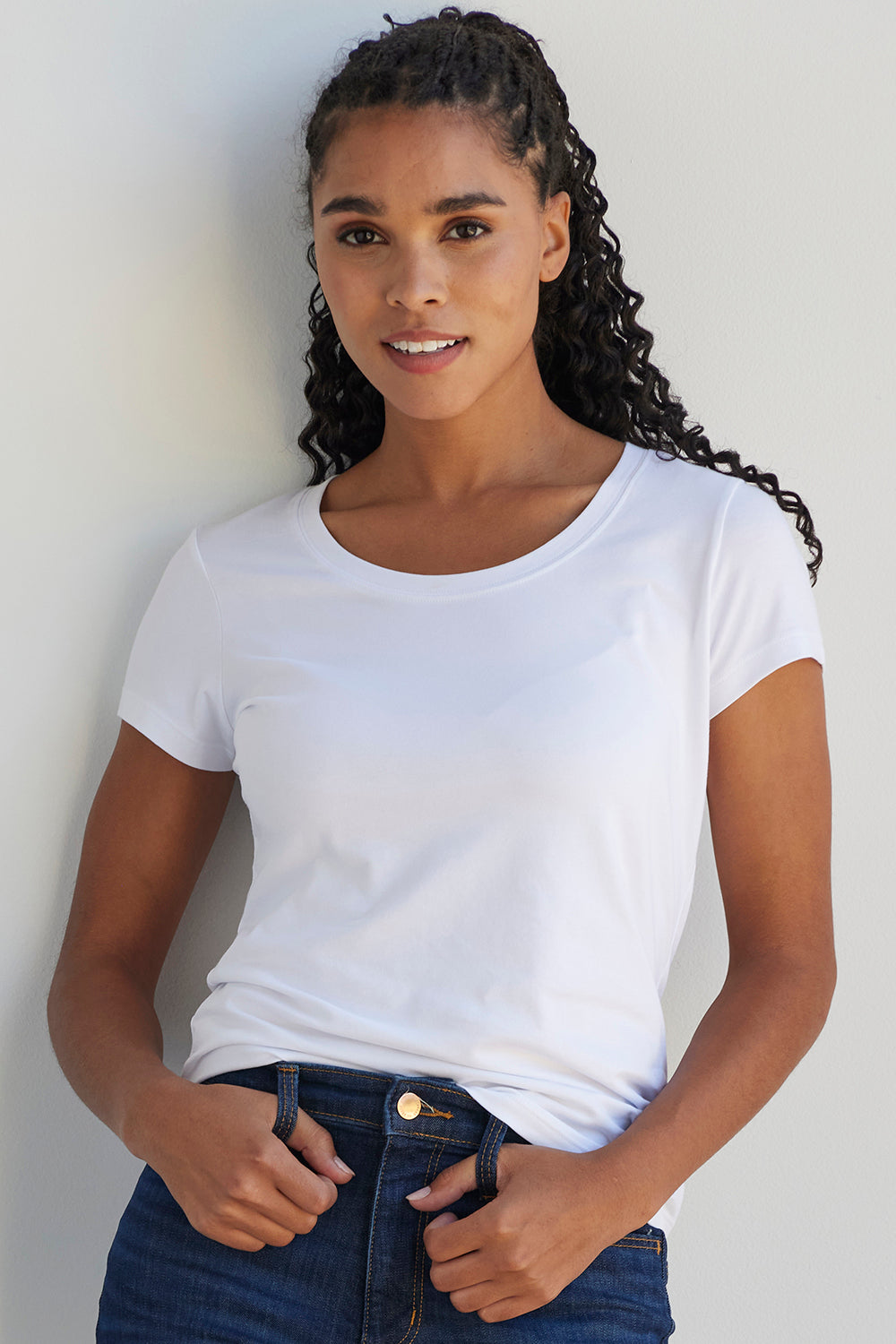 Women's Organic Cotton Slim Scoop Neck Tee | White | Fair Indigo | Ethically Made Clothing | Fair Trade Clothes