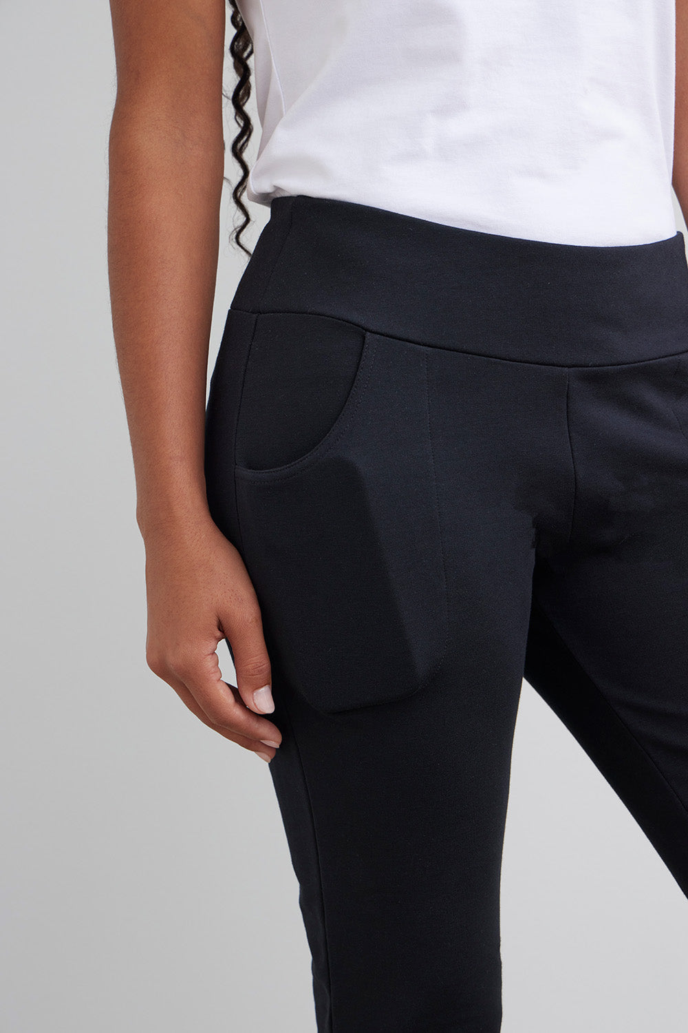 Women's Organic Cotton Knit Pants with Pockets 31 in | Black | Fair Indigo | Ethically Made Clothing | Fair Trade Clothes