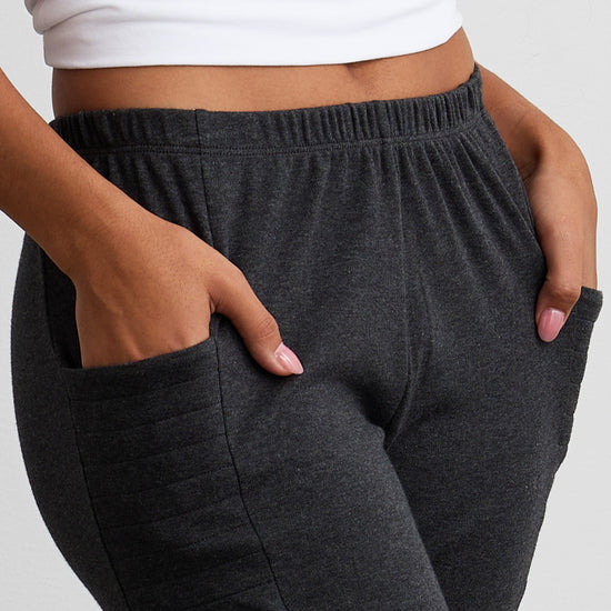 Women's 100% Organic Cotton Capri Leggings | Dark Charcoal Grey Heather | Fair Indigo | Ethically Made Clothing | Fair Trade Clothes