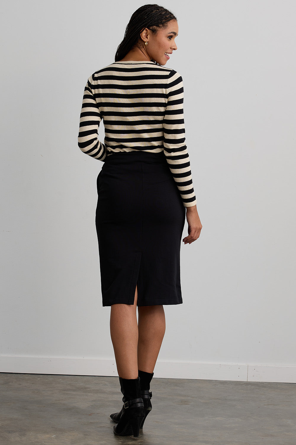 Women's Organic Cotton French Terry Pocket Midi Skirt | Black | Fair Indigo | Ethically Made Clothing | Fair Trade Clothes