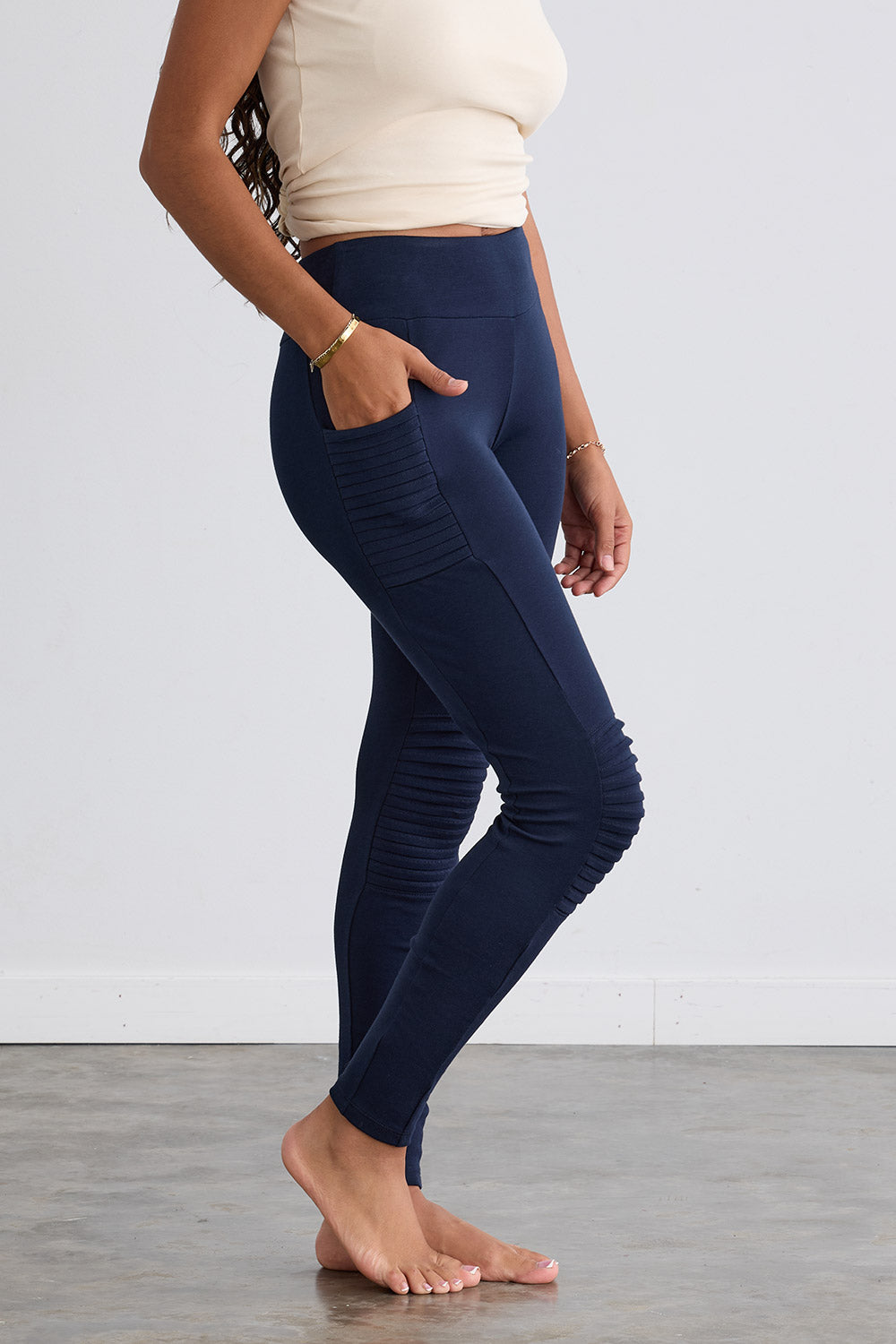 Women's Organic Cotton 100% Cotton Seamed Leggings | Dark Navy Blue | Fair Indigo | Ethically Made Clothing | Fair Trade Clothes