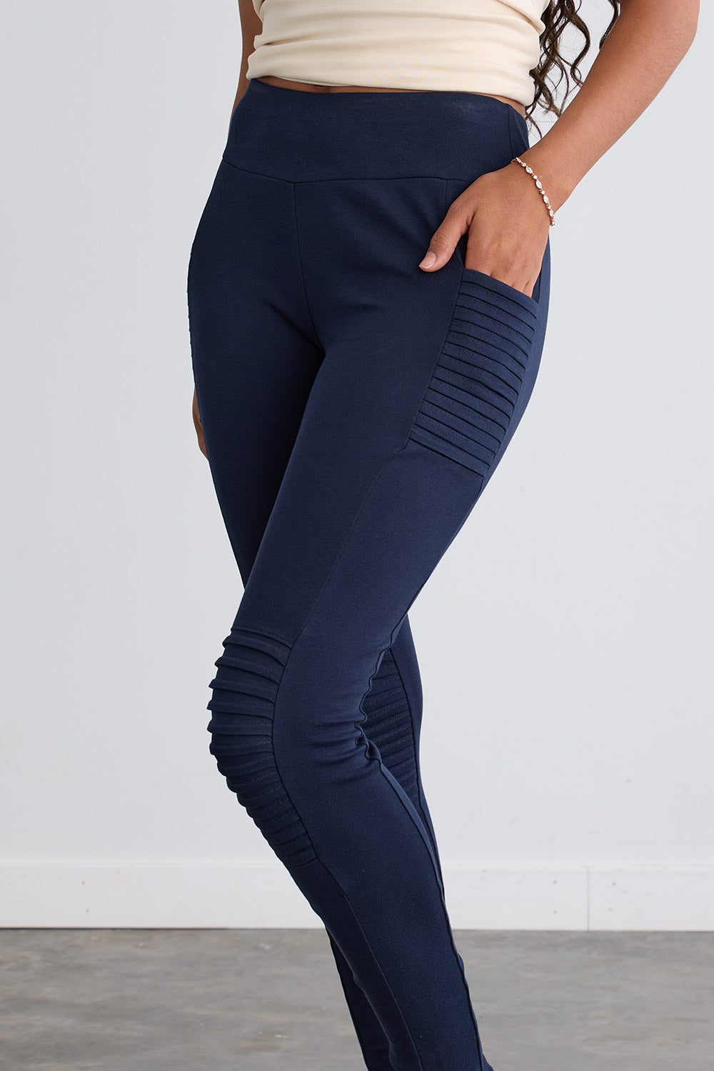 Women's Organic Cotton 100% Cotton Seamed Leggings | Dark Navy Blue | Fair Indigo | Ethically Made Clothing | Fair Trade Clothes