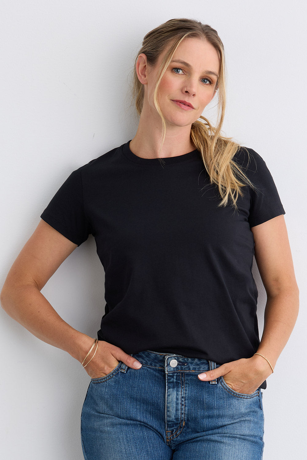 Women's Organic Cotton 100% Cotton Ultra Pura T-shirt | Black | Fair Indigo | Ethically Made Clothing | Fair Trade Clothes