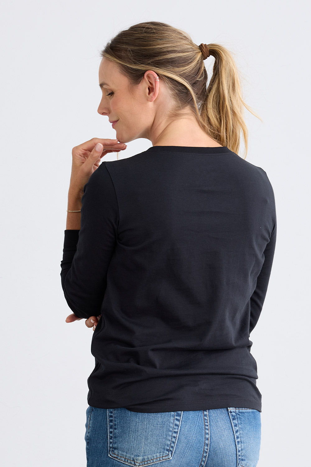Women's Organic Cotton 100% Cotton Ultra Pura Long Sleeve T-shirt | Black | Fair Indigo | Ethically Made Clothing | Fair Trade Clothes