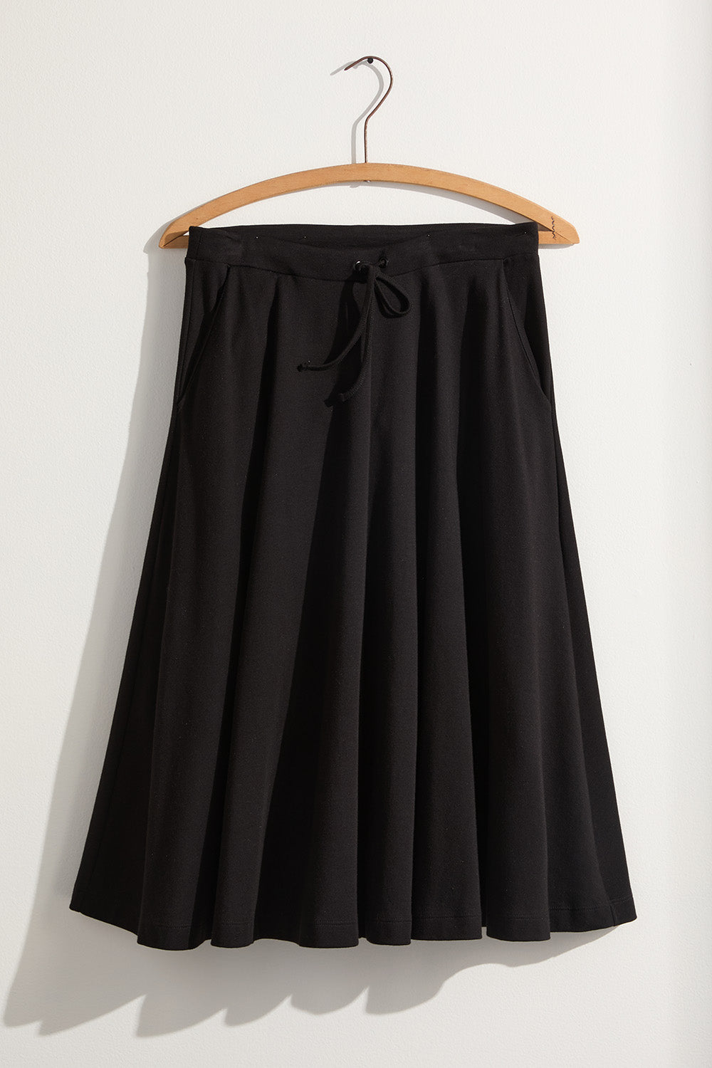 Women's 100% Organic Cotton Midi Skirt with Pockets | Black | Fair Indigo | Ethically Made Clothing | Fair Trade Clothes