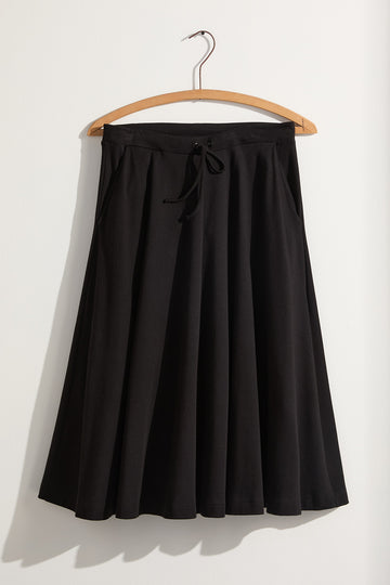 Women's 100% Organic Cotton Midi Skirt with Pockets | Black | Fair Indigo | Ethically Made Clothing | Fair Trade Clothes