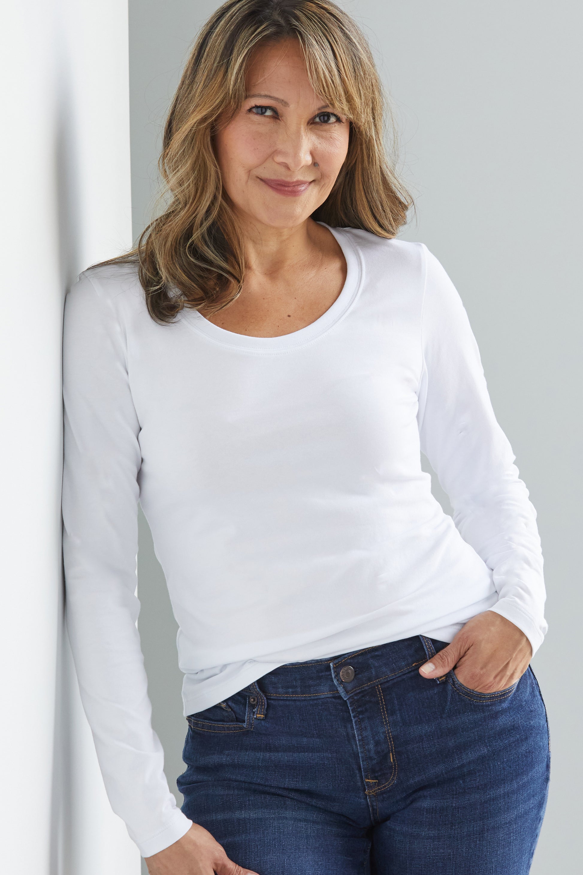Women's Organic Cotton Long Sleeve Scoop Neck Tee | White | Fair Indigo | Ethically Made Clothing | Fair Trade Clothes